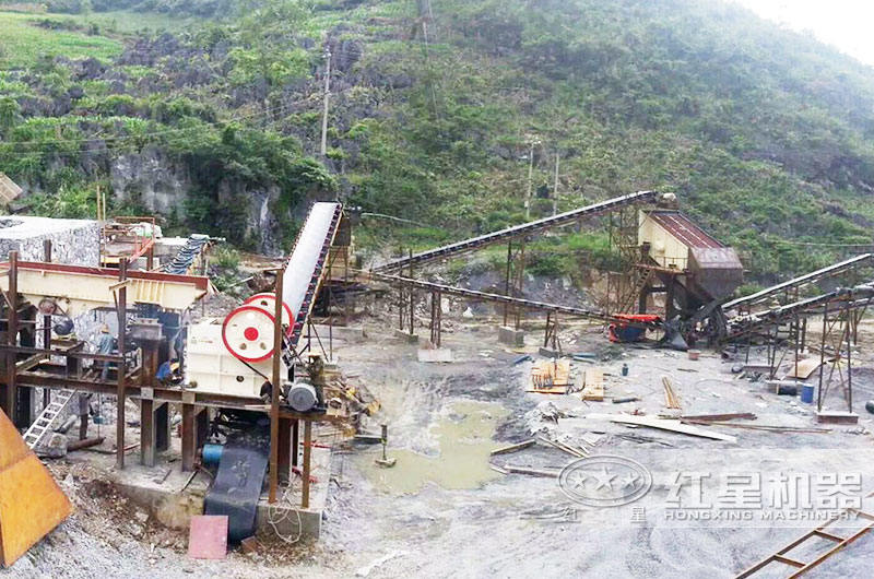 江蘇破碎加工生產(chǎn)線現(xiàn)場(chǎng) 江蘇破碎加工生產(chǎn)線現(xiàn)場(chǎng)