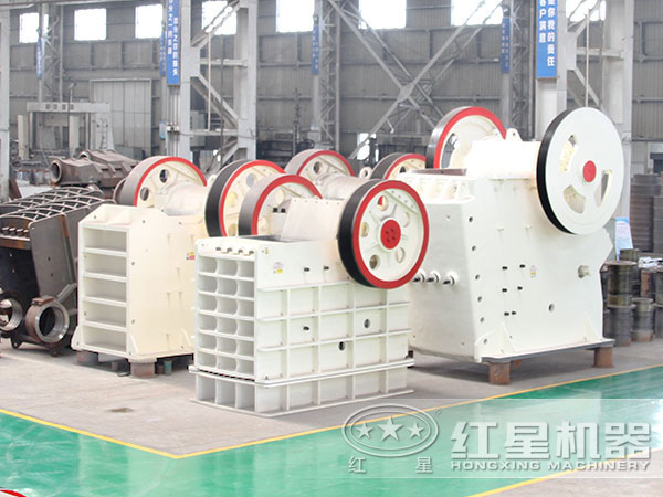 長石砂巖顎式破碎機型號多樣 長石砂巖顎式破碎機型號多樣