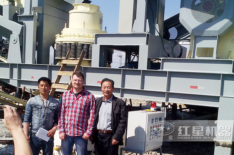 客戶到紅星考察并選型,商談配置方案 客戶到紅星考察并選型,商談配置方案