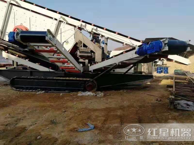 客戶移動破碎站生產(chǎn)現(xiàn)場圖 客戶移動破碎站生產(chǎn)現(xiàn)場圖