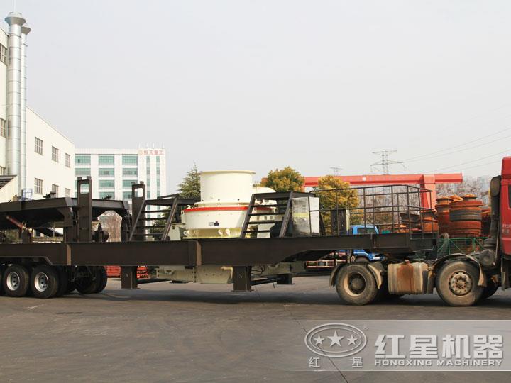 車頭拉著就能走的車載移動打砂機 車頭拉著就能走的車載移動打砂機