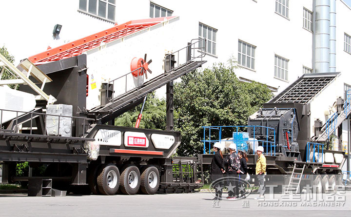 輪胎移動(dòng)反擊破+篩分一體機(jī)