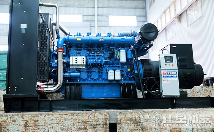 PE1200\*1500顎破機(jī)配大功率電機(jī),動(dòng)力足,現(xiàn)場(chǎng)作業(yè)更效能高