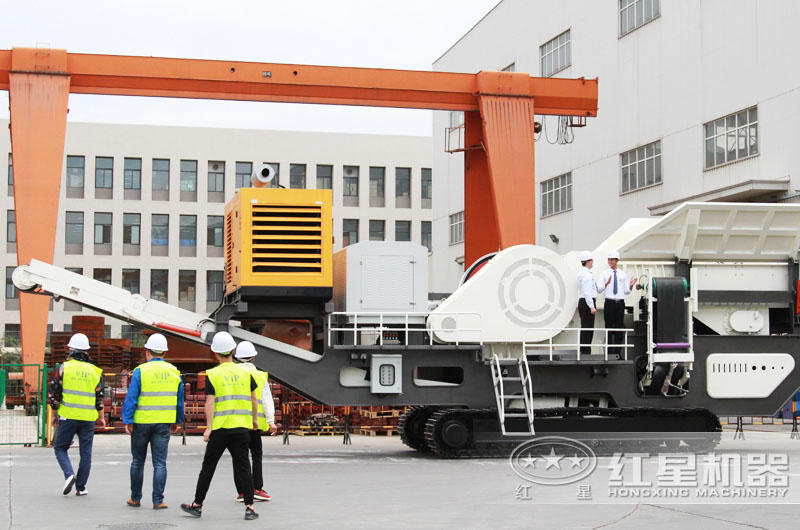 各地客戶到場參觀，并咨詢