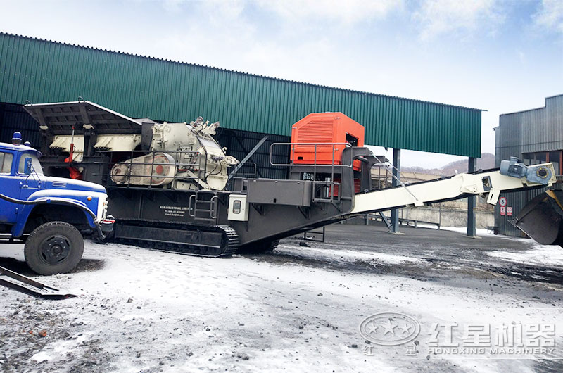 移動式煤炭破碎機圖片，俄羅斯客戶現場