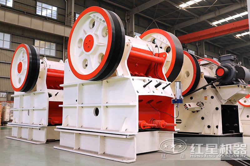 顎式破碎機設(shè)備圖片 顎式破碎機設(shè)備圖片