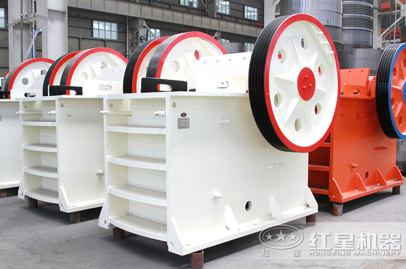 小型鄂破碎機(jī)圖片 小型鄂破碎機(jī)圖片