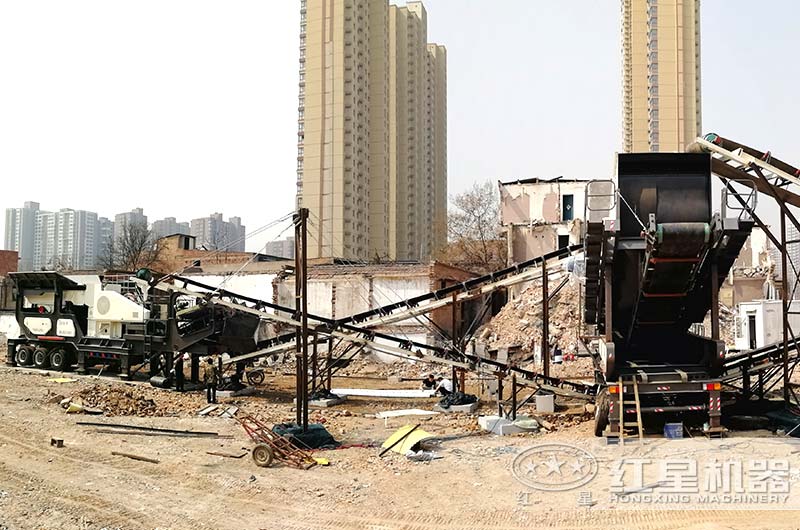 流動建筑垃圾粉碎機(jī)正常處理建筑廢渣 流動建筑垃圾粉碎機(jī)正常處理建筑廢渣