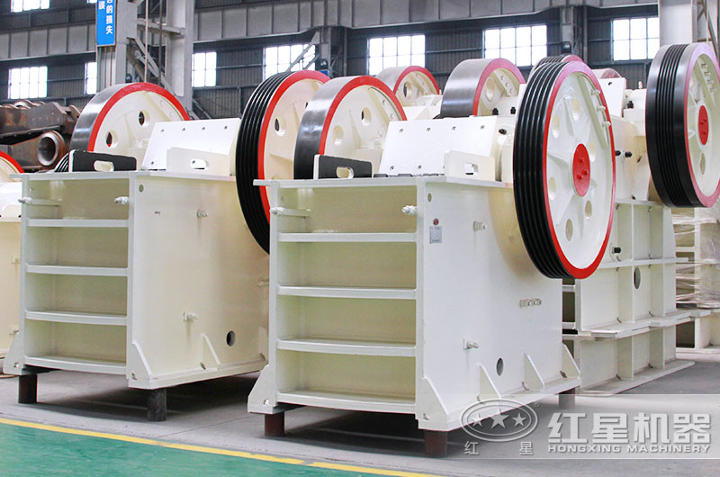 鵝卵石破碎機(jī)設(shè)備圖片 鵝卵石破碎機(jī)設(shè)備圖片