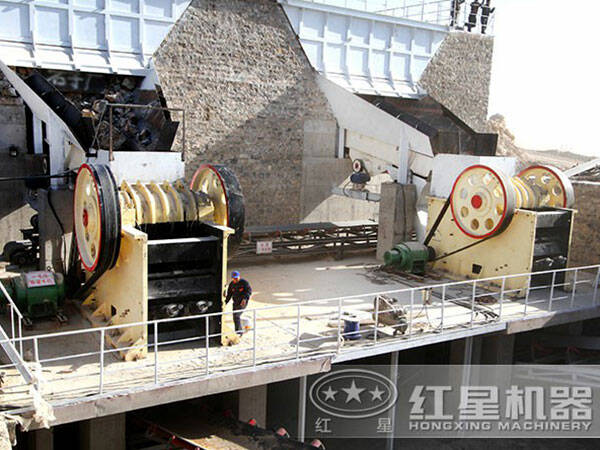 振動(dòng)給料機(jī)客戶(hù)現(xiàn)場(chǎng) 振動(dòng)給料機(jī)客戶(hù)現(xiàn)場(chǎng)